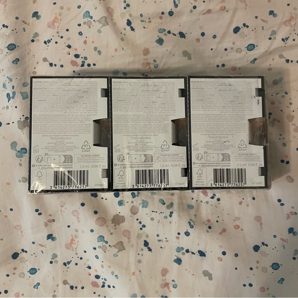 Yves Saint Laurent Libre Perfume Set - 12 Spray Bottles - Picture 3 of 3